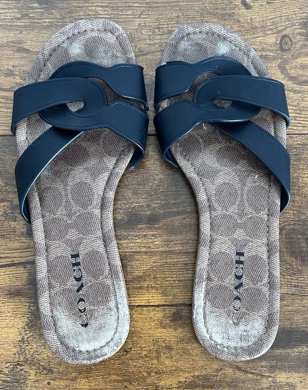 Coach Essie Sandals In Black. Logo Leather Sandals Summer Classic Coastal Size 8